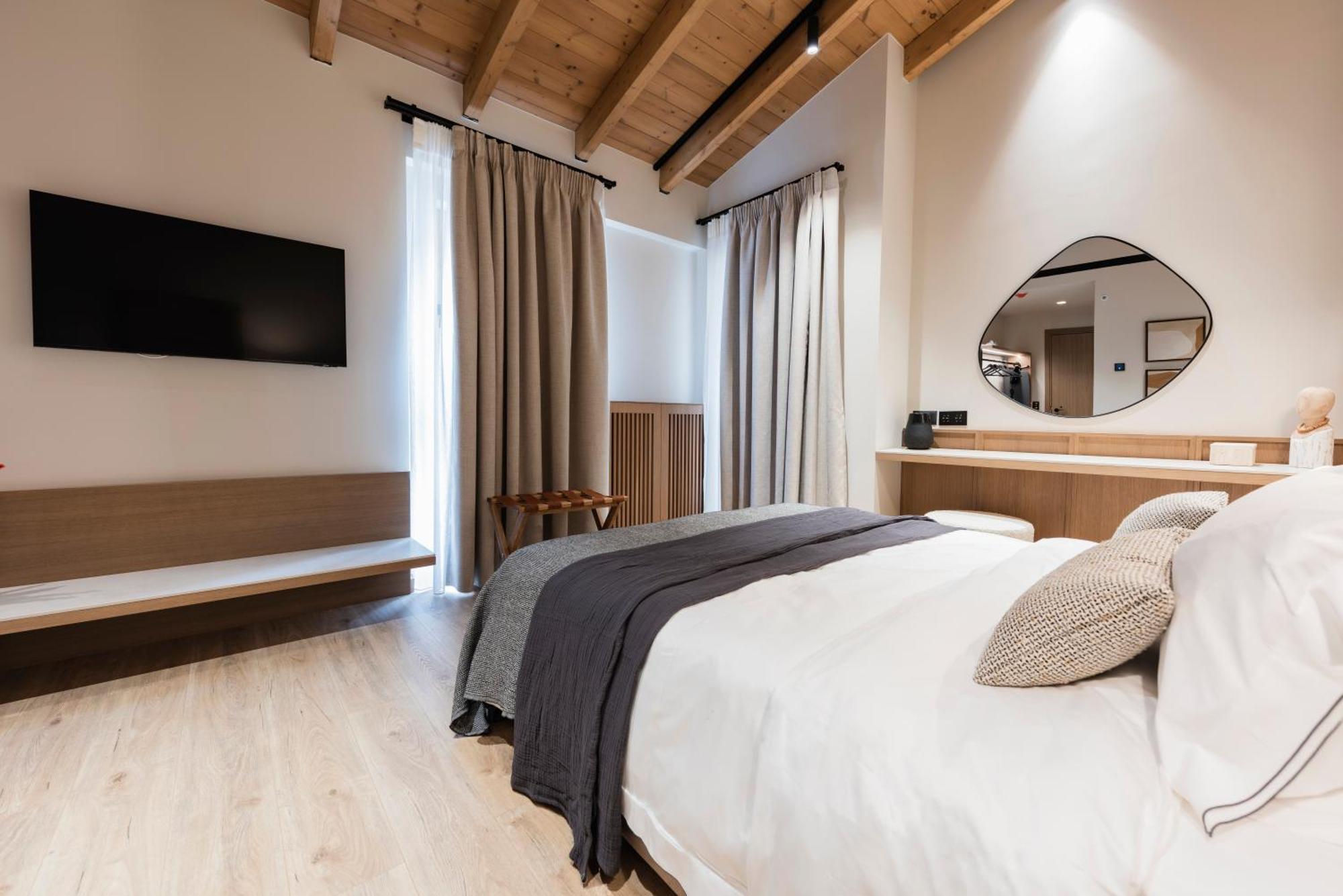 Revi Mountain Resort Boutique Hotel Kalavryta Værelse billede